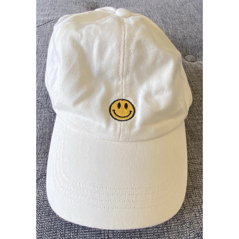 Steve Madden Ivory Embroidered Smiley Face Cap Hat NWT